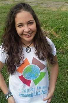 A estudante Vitória Nunes é divulgadora do Juventude Lixo Zero na região_Divulgação